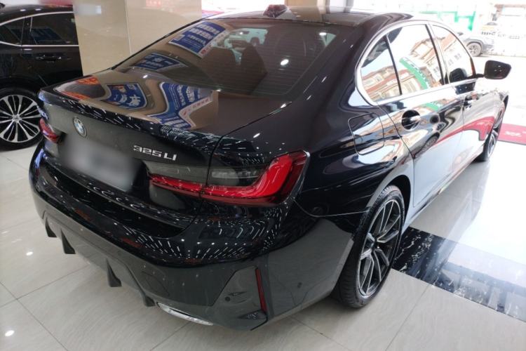 Used BMW 3 Series 2024 325Li M Sport Package Rear Right 45 Deg