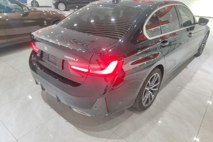 Used BMW 3 Series 2024 325Li M Sport Package Rear Right 45 Deg