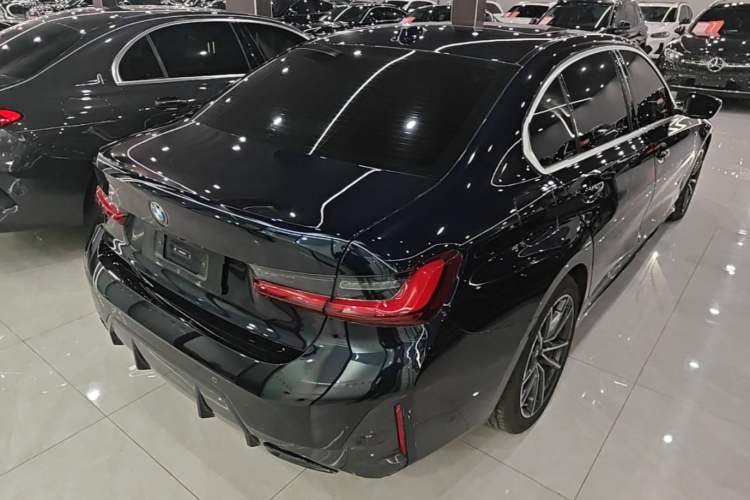 Used BMW 3 Series 2024 325Li M Sport Package Rear Right 45 Deg