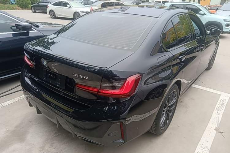 Used BMW 3 Series 2024 325i M Sport Night Edition Package Rear Right 45 Deg