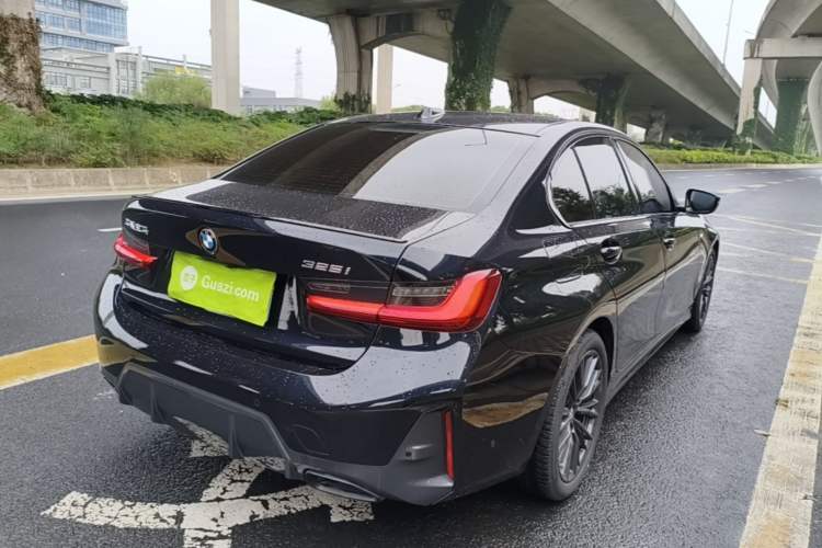 Used BMW 3 Series 2024 325i M Sport Night Edition Package Rear Right 45 Deg