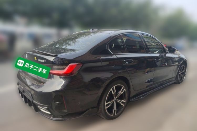 Used BMW 3 Series 2024 325i M Sport Package Rear Right 45 Deg
