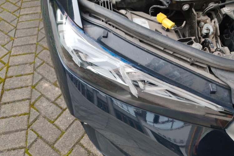 Used BMW 3 Series 2024 325Li M Sport Package Right Front Headlight