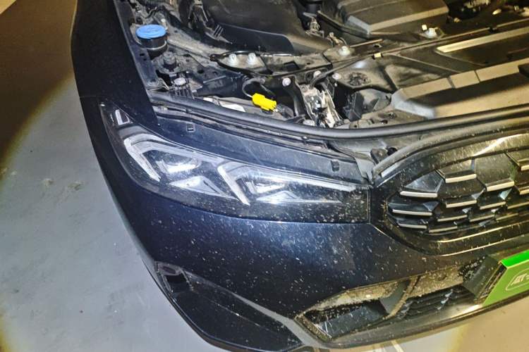 Used BMW 3 Series 2024 325i M Sport Night Edition Package Right Front Headlight