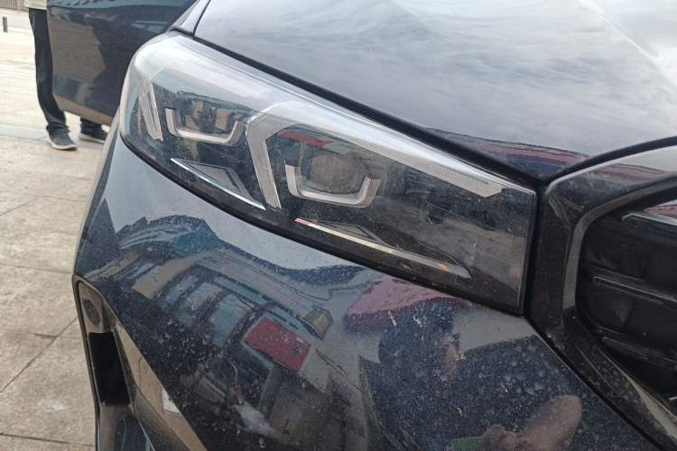 Used BMW 3 Series 2024 325i M Sport Package Right Front Headlight