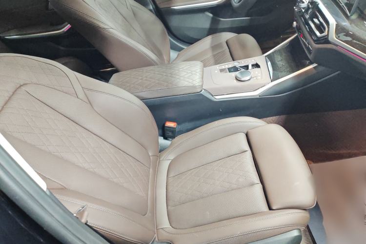 Used BMW 3 Series 2024 325Li M Sport Package Right Front Seat