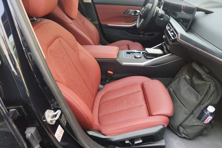 Used BMW 3 Series 2024 325i M Sport Package Right Front Seat