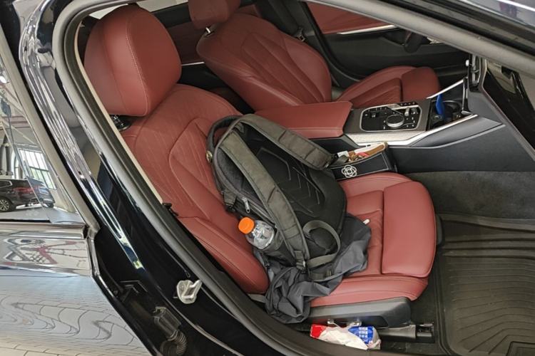 Used BMW 3 Series 2024 325Li M Sport Night Edition Package Right Front Seat