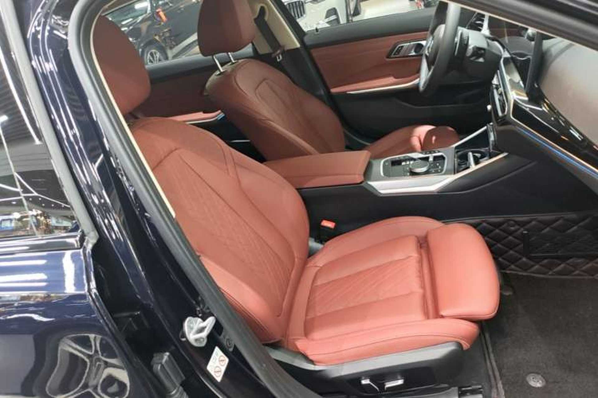 Used BMW 3 Series 2024 325Li M Sport Night Edition Package Right Front Seat
