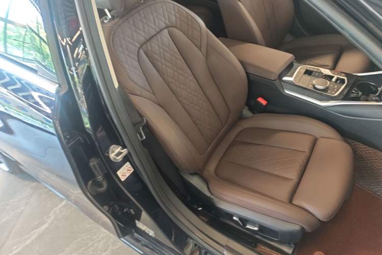 Used BMW 3 Series 2024 325Li M Sport Package Right Front Seat