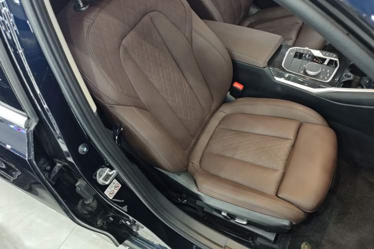 Used BMW 3 Series 2024 325Li M Sport Package Right Front Seat
