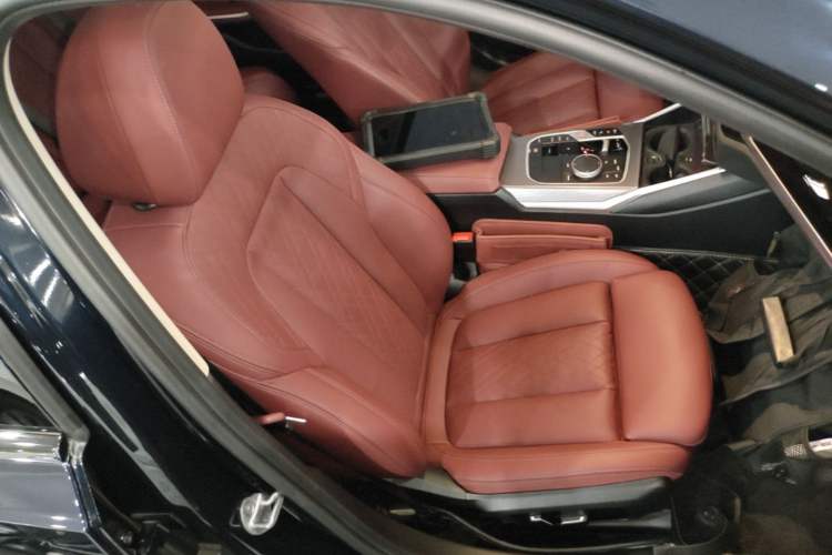 Used BMW 3 Series 2024 325Li M Sport Night Edition Package Right Front Seat