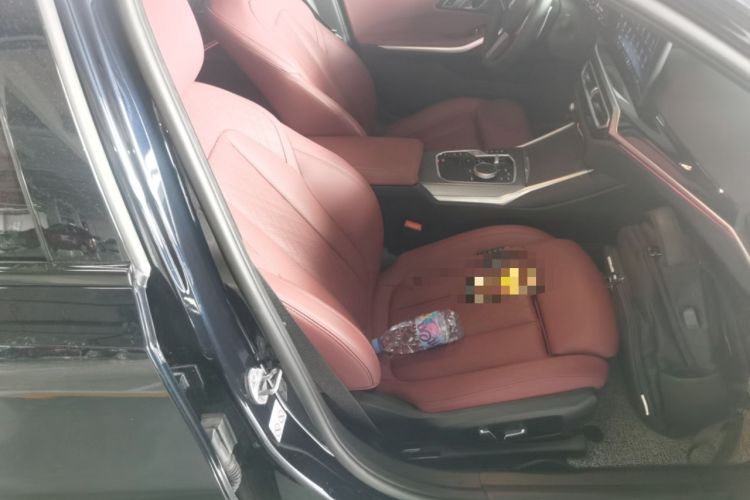 Used BMW 3 Series 2024 325i M Sport Night Edition Package Right Front Seat