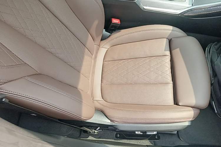 Used BMW 3 Series 2024 325Li M Sport Night Edition Package Right Front Seat