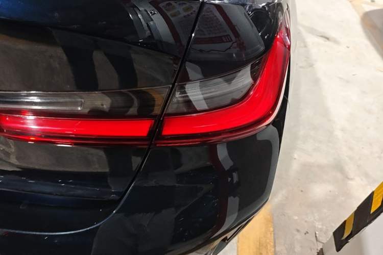 Used BMW 3 Series 2024 325i M Sport Package Right Rear Taillight