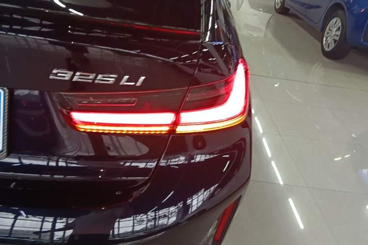 Used BMW 3 Series 2024 325Li M Sport Package Right Rear Taillight