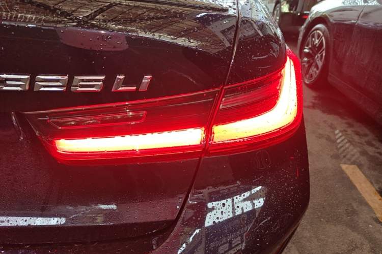 Used BMW 3 Series 2024 325Li M Sport Night Edition Package Right Rear Taillight