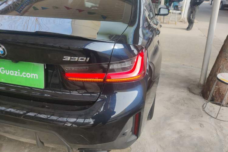 Used BMW 3 Series 2024 325i M Sport Package Right Rear Taillight