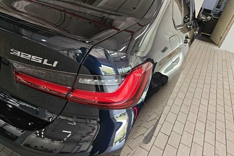Used BMW 3 Series 2024 325Li M Sport Night Edition Package Right Rear Taillight
