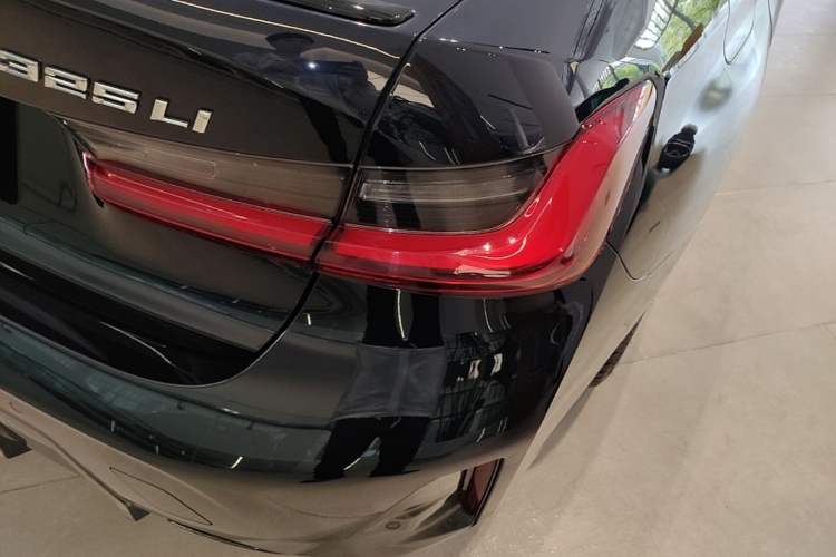 Used BMW 3 Series 2024 325Li M Sport Night Edition Package Right Rear Taillight