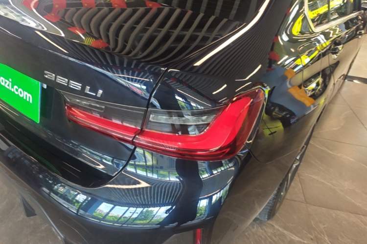 Used BMW 3 Series 2024 325Li M Sport Package Right Rear Taillight