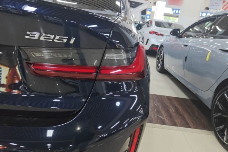 Used BMW 3 Series 2024 325i M Sport Night Edition Package Right Rear Taillight