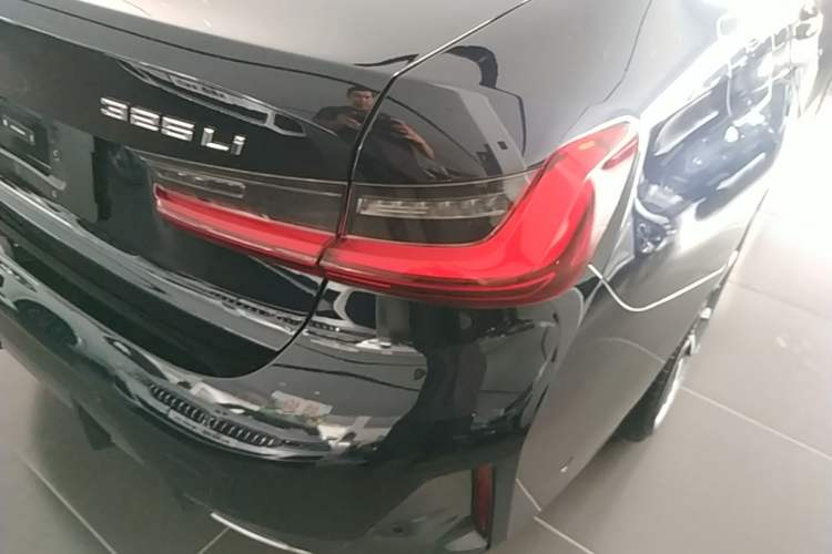 Used BMW 3 Series 2024 325Li M Sport Package Right Rear Taillight