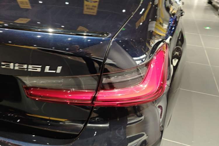 Used BMW 3 Series 2024 325Li M Sport Night Edition Package Right Rear Taillight