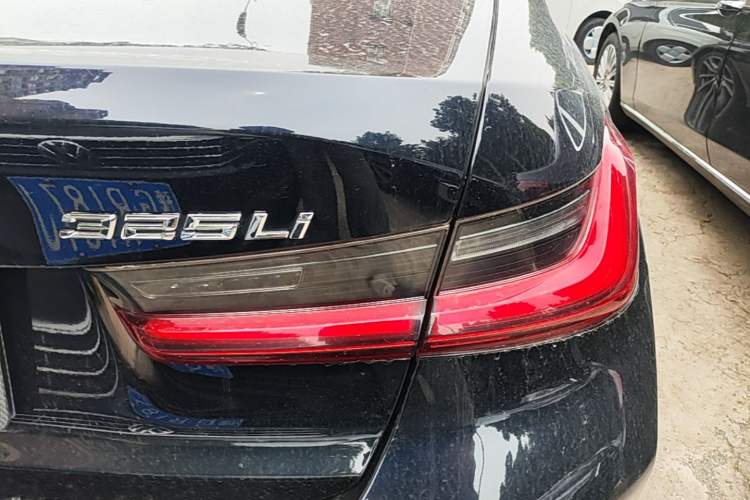 Used BMW 3 Series 2024 325Li M Sport Package Right Rear Taillight
