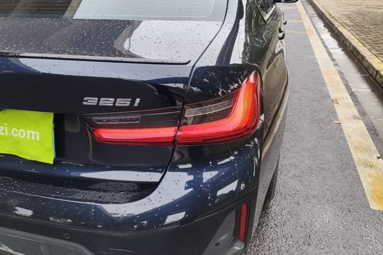 Used BMW 3 Series 2024 325i M Sport Night Edition Package Right Rear Taillight