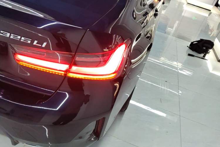 Used BMW 3 Series 2024 325Li M Sport Package Right Rear Taillight
