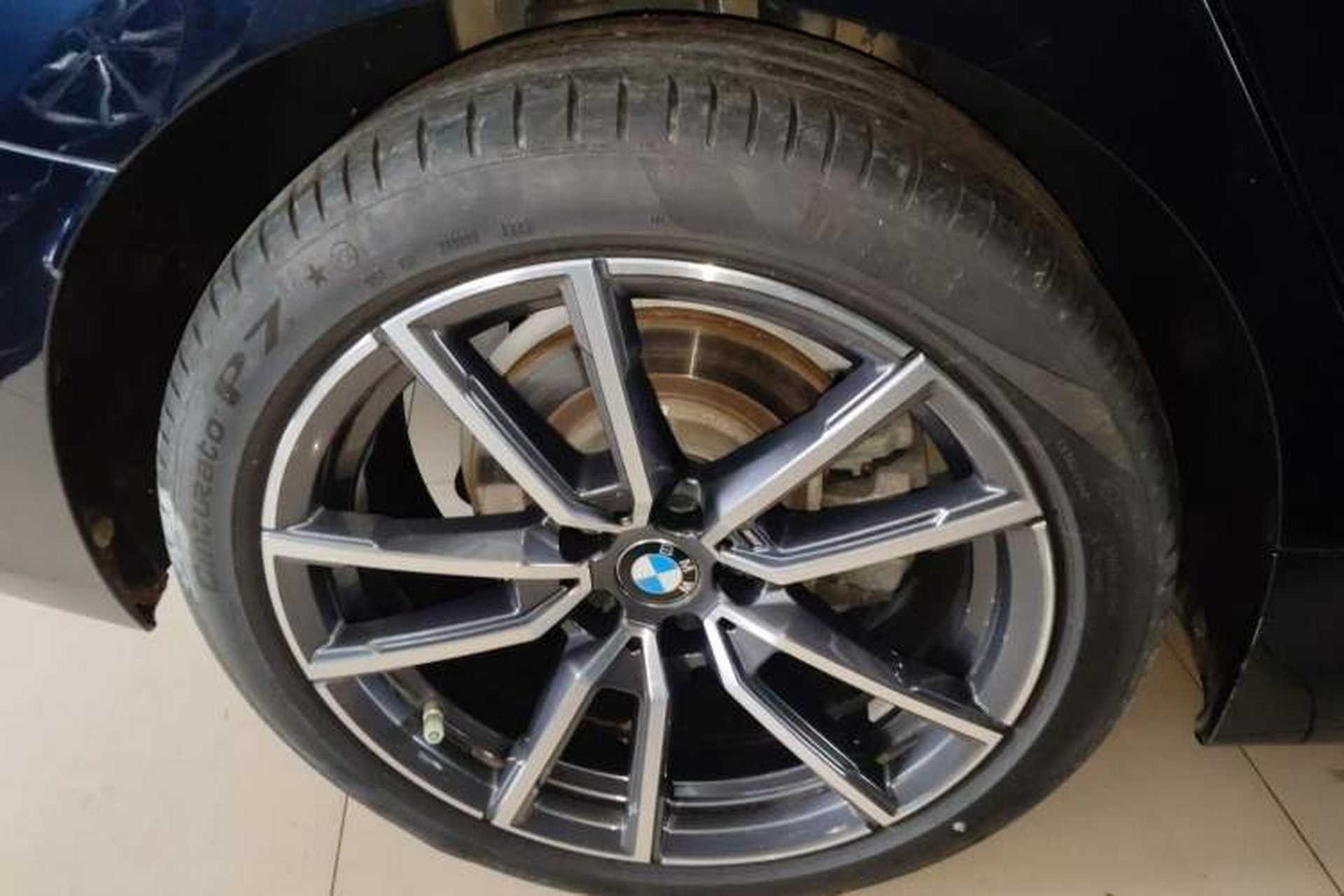 Used BMW 3 Series 2024 320Li M Sport Package Right Rear Wheel Hub