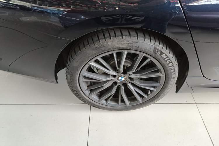 Used BMW 3 Series 2024 325Li M Sport Night Edition Package Right Rear Wheel Hub