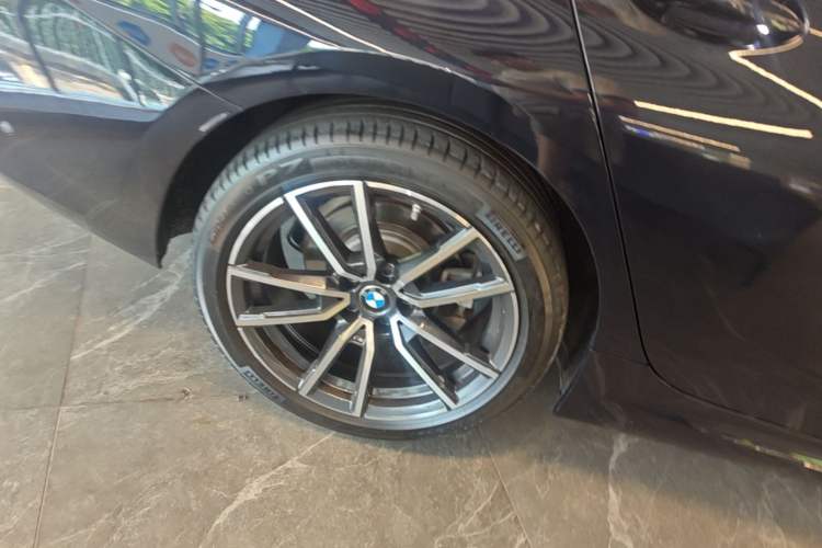 Used BMW 3 Series 2024 325Li M Sport Package Right Rear Wheel Hub