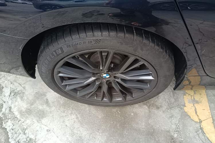 Used BMW 3 Series 2024 325Li M Sport Night Edition Package Right Rear Wheel Hub