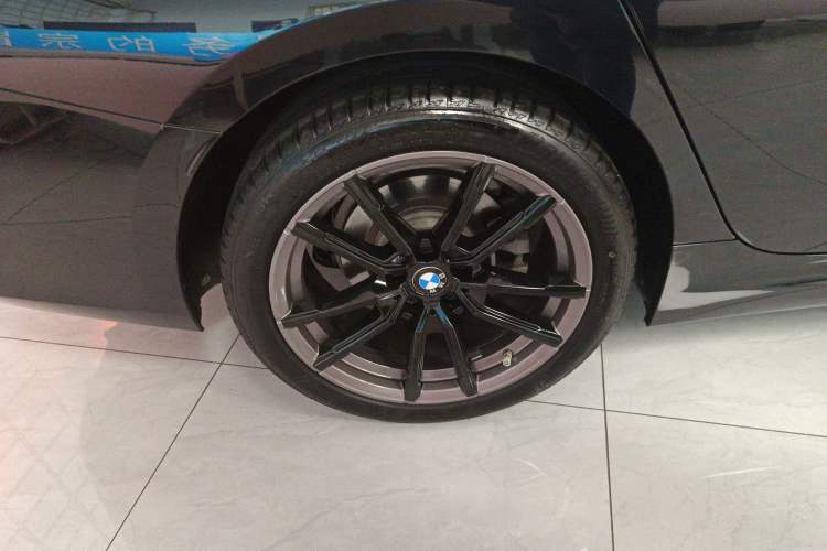 Used BMW 3 Series 2024 325Li M Sport Package Right Rear Wheel Hub