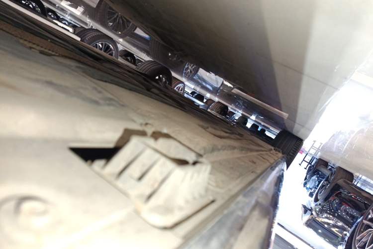 Used BMW 3 Series 2024 325Li M Sport Package Right Side Sill