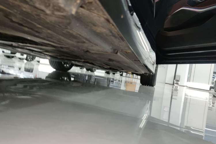 Used BMW 3 Series 2024 325Li M Sport Package Right Side Sill