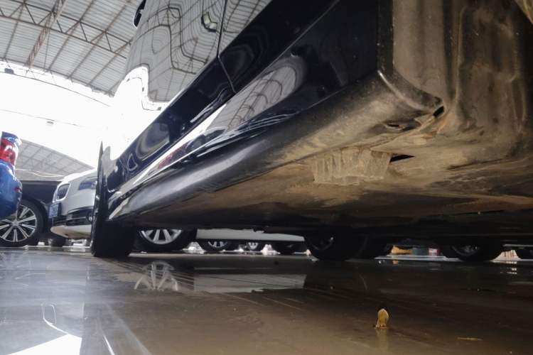 Used BMW 3 Series 2024 320Li M Sport Package Right Side Sill
