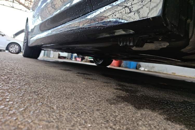 Used BMW 3 Series 2024 325Li M Sport Night Edition Package Right Side Sill