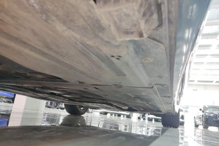 Used BMW 3 Series 2024 325Li M Sport Package Right Side Sill