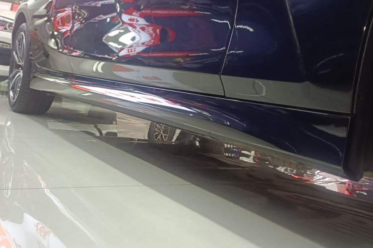 Used BMW 3 Series 2024 325Li M Sport Package Right Side Sill