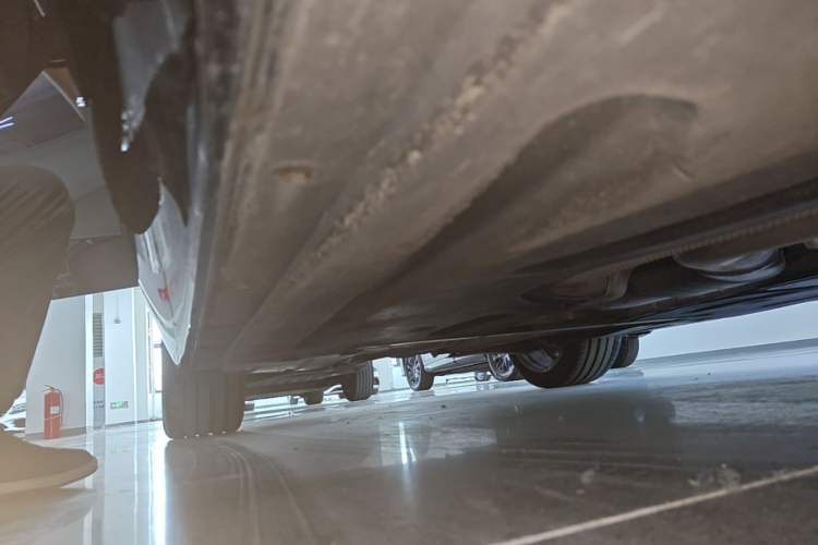Used BMW 3 Series 2024 325Li M Sport Night Edition Package Right Side Sill