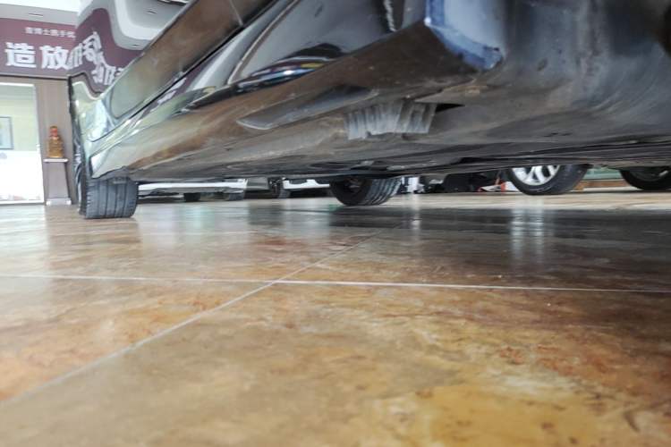 Used BMW 3 Series 2024 330Li M Sport Night Edition Package Right Side Sill