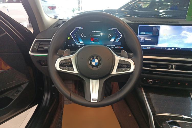 Used BMW 3 Series 2024 325Li M Sport Package Steering Wheel