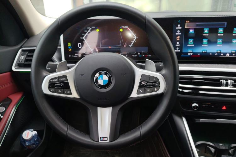 Used BMW 3 Series 2024 325i M Sport Package Steering Wheel