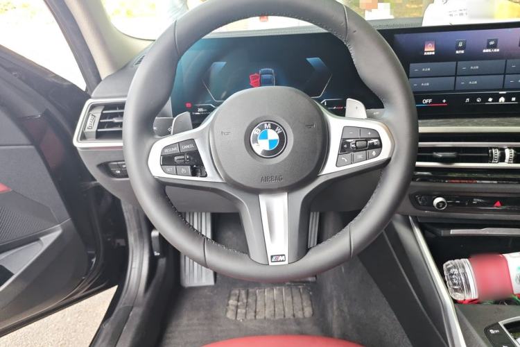 Used BMW 3 Series 2024 325i M Sport Package Steering Wheel