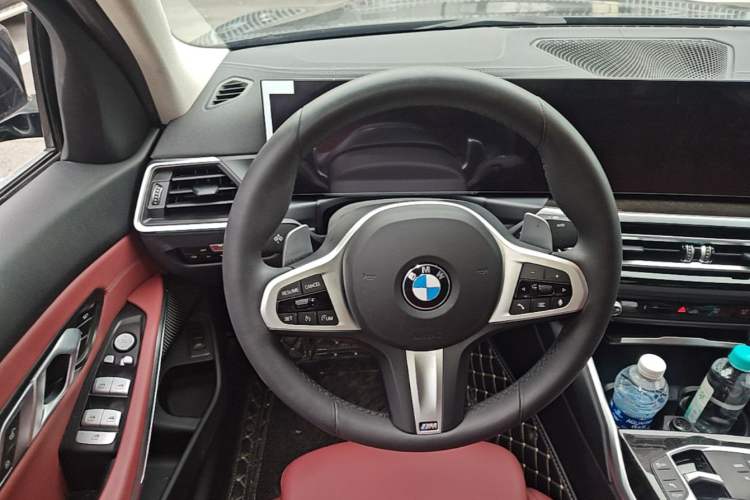 Used BMW 3 Series 2024 325Li M Sport Package Steering Wheel