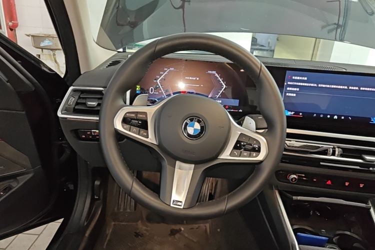 Used BMW 3 Series 2024 325Li M Sport Night Edition Package Steering Wheel
