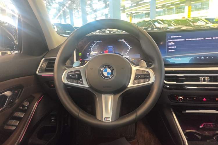 Used BMW 3 Series 2024 325Li M Sport Package Steering Wheel